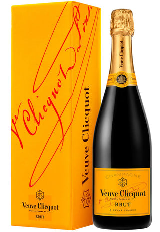 Veuve Clicquot Ponsardin Brut Yellow Label with Gift Box