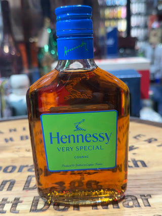Hennessy Cognac Vs Green Label Holiday Edition France 200ml