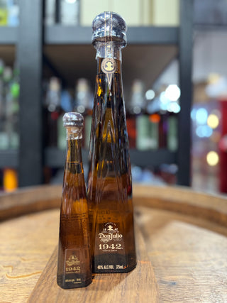 Don Julio 1942 – Paquete de miniaturas (375 ml y 50 ml)