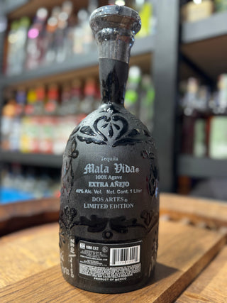 Dos Artes Mala Vida Calavera Limited Edition Extra Anejo 1L