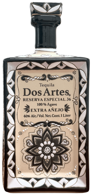 Dos Artes Extra Añejo Reserva Especial Tequila (Hand-Painted Ceramic 1L)